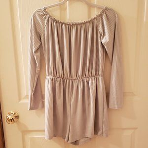 Boohoo Mint Green Long Sleeve One Piece Ribbed Romper (Women's 8)